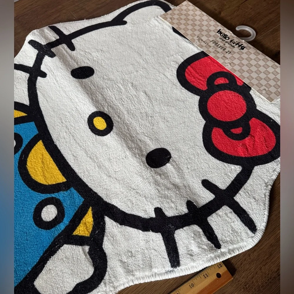 HELLO KITTY (Forever 21)-NWT Large Bath Mat